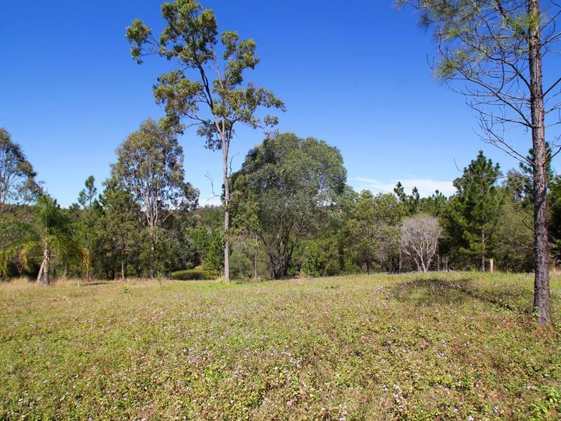 1 Mountain View Road, Moorina QLD 4506