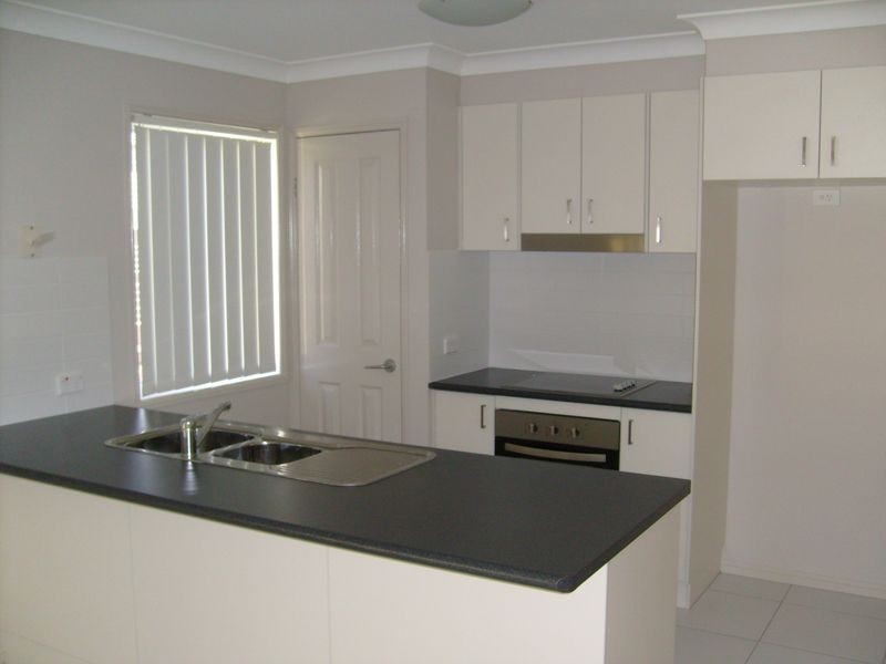 Rothwell QLD 4022