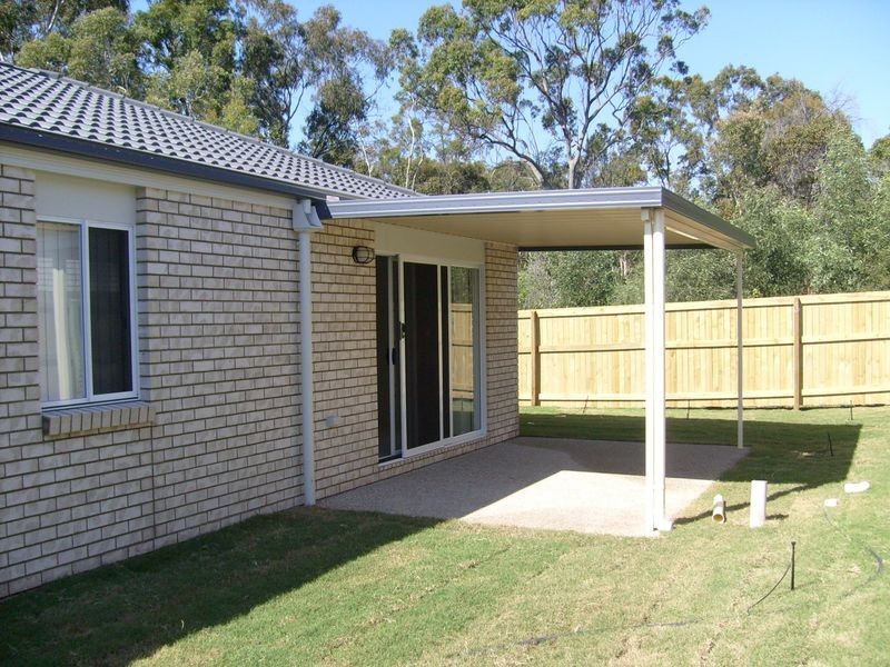 Rothwell QLD 4022