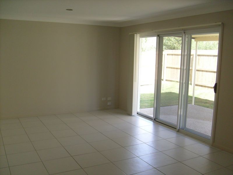 Rothwell QLD 4022