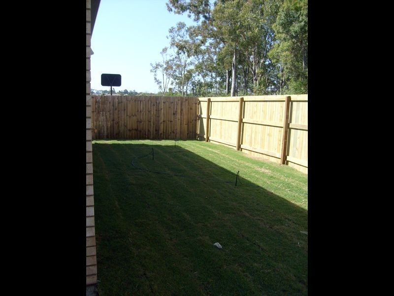 Rothwell QLD 4022
