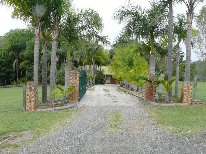 5 Honeyeater Court, Upper Caboolture QLD 4510