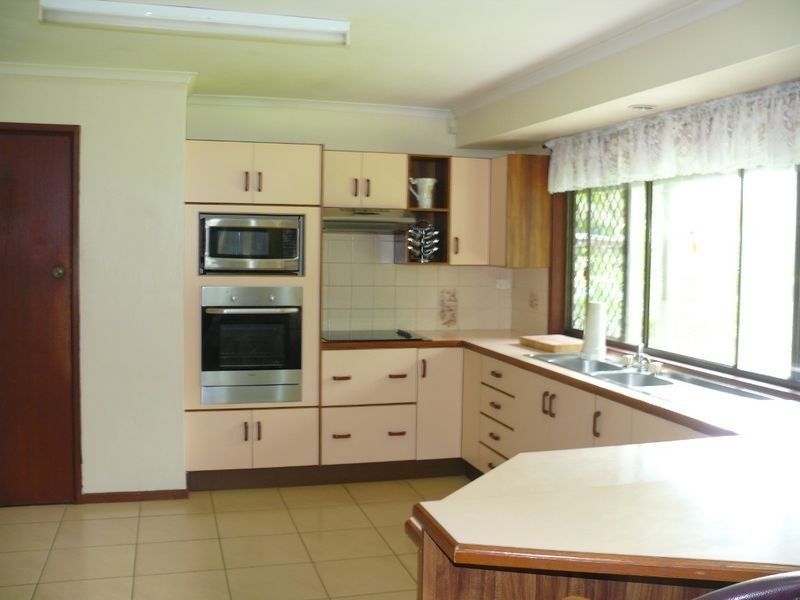 5 Honeyeater Court, Upper Caboolture QLD 4510