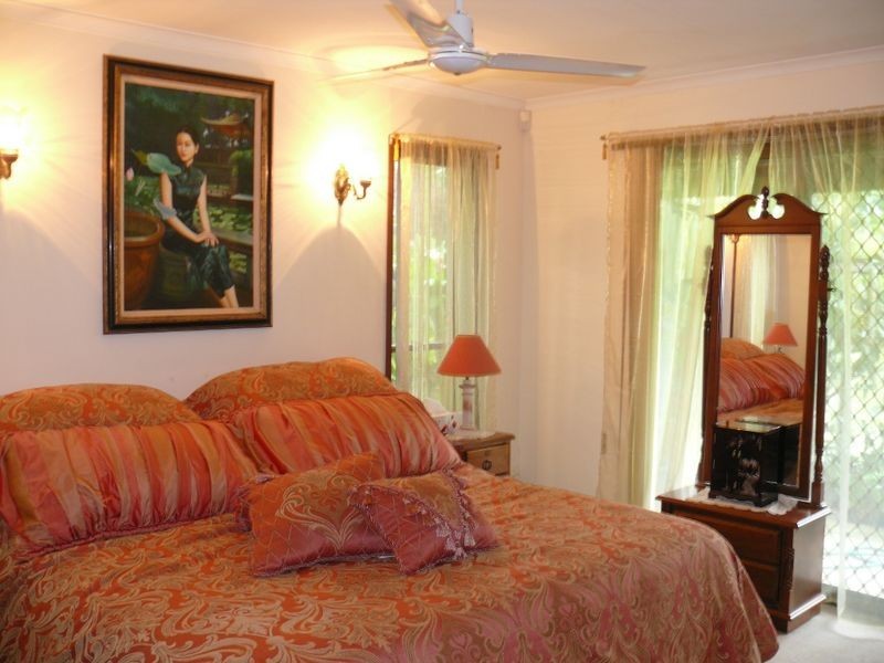 5 Honeyeater Court, Upper Caboolture QLD 4510