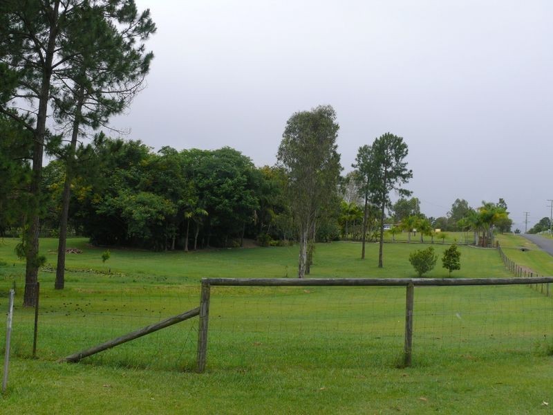 5 Honeyeater Court, Upper Caboolture QLD 4510