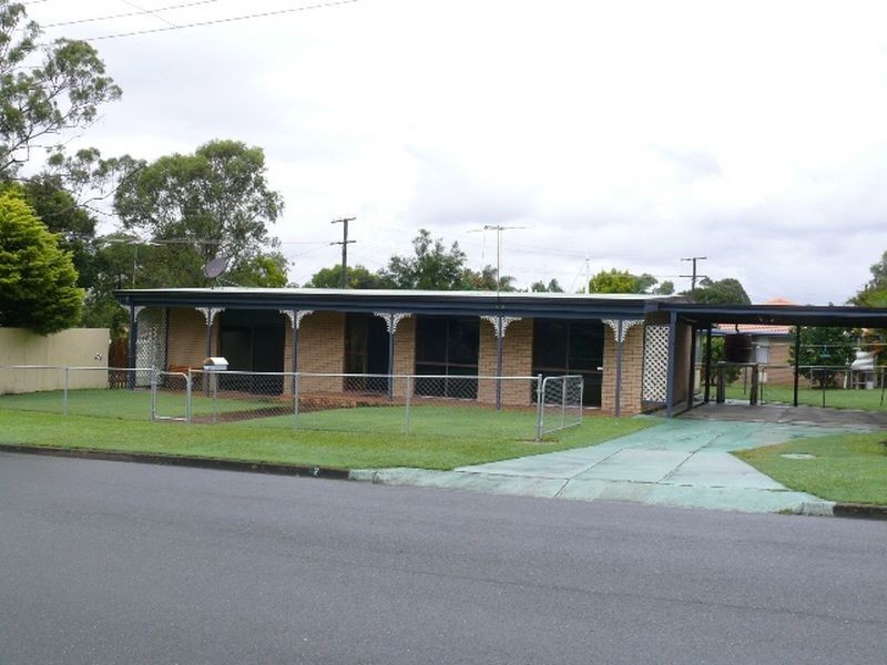 2 Carlisle Street, Morayfield QLD 4506