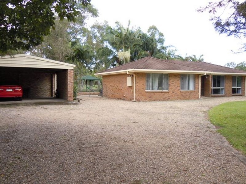 318 Old Bay Road, Burpengary QLD 4505