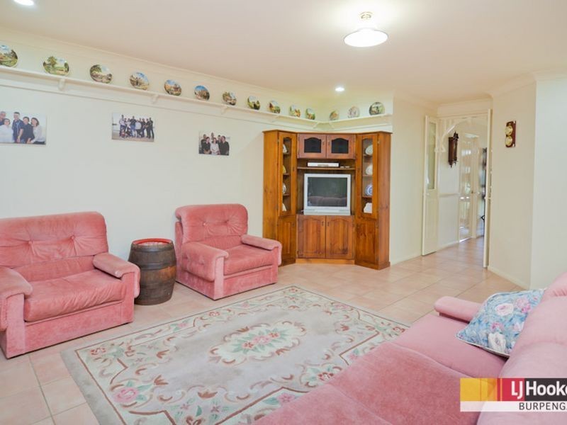 8 Brolga Avenue, Kallangur QLD 4503