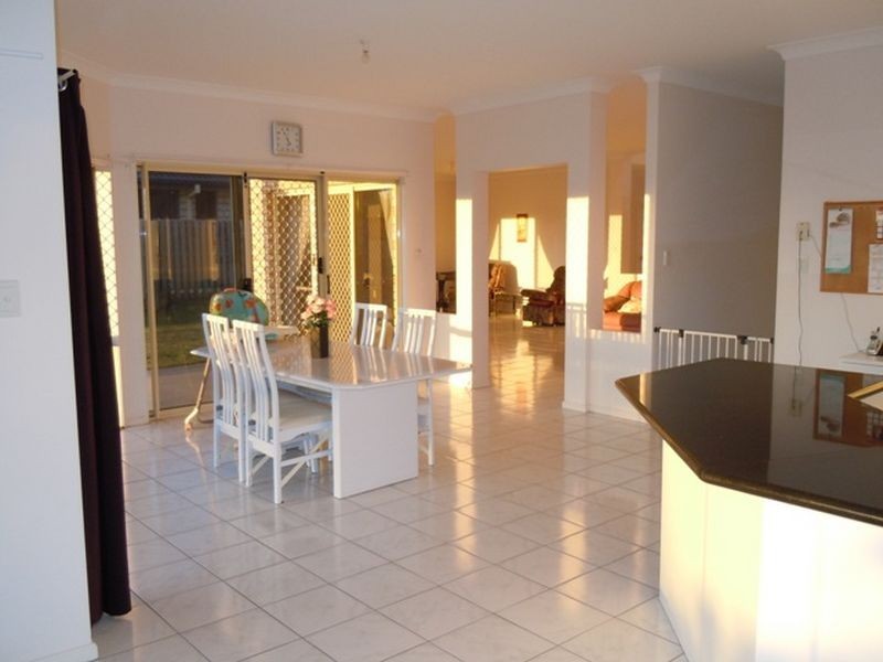 17 Ontario Crescent, Narangba QLD 4504