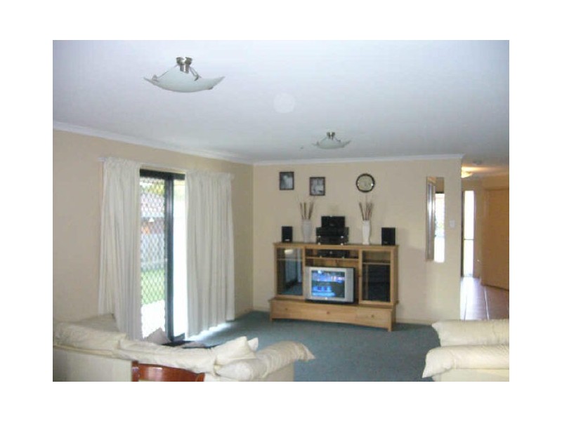 8 Gordonia Court, Morayfield QLD 4506