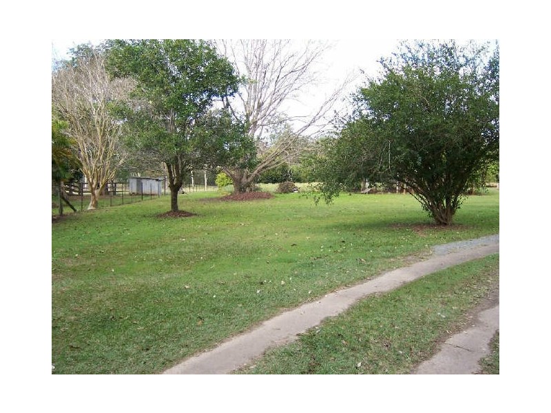 183 Tinney Road, Upper Caboolture QLD 4510