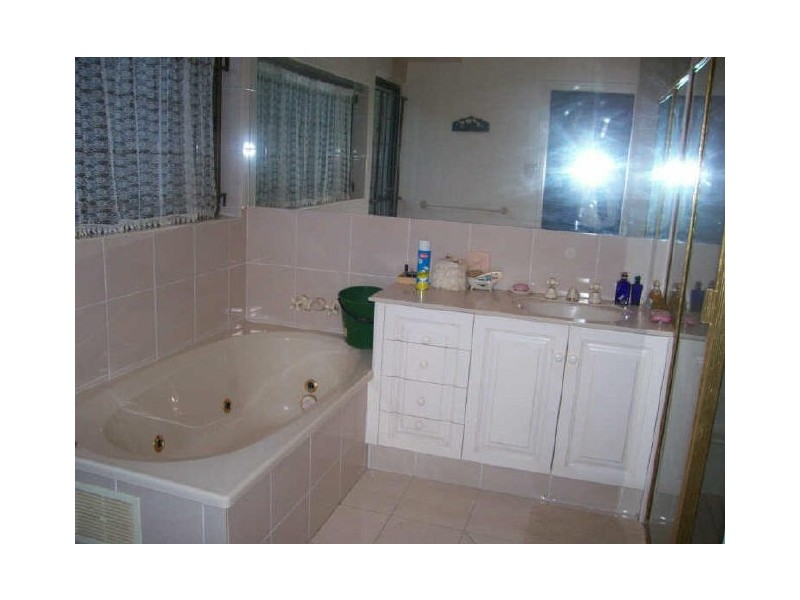 147 Hauton Road, Morayfield QLD 4506