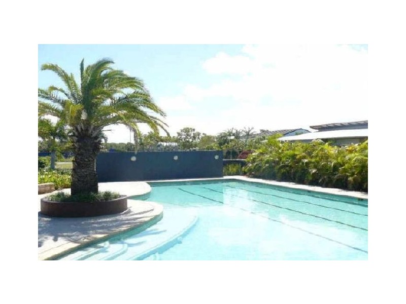 107 Spinnaker Drive, Sandstone Point QLD 4511