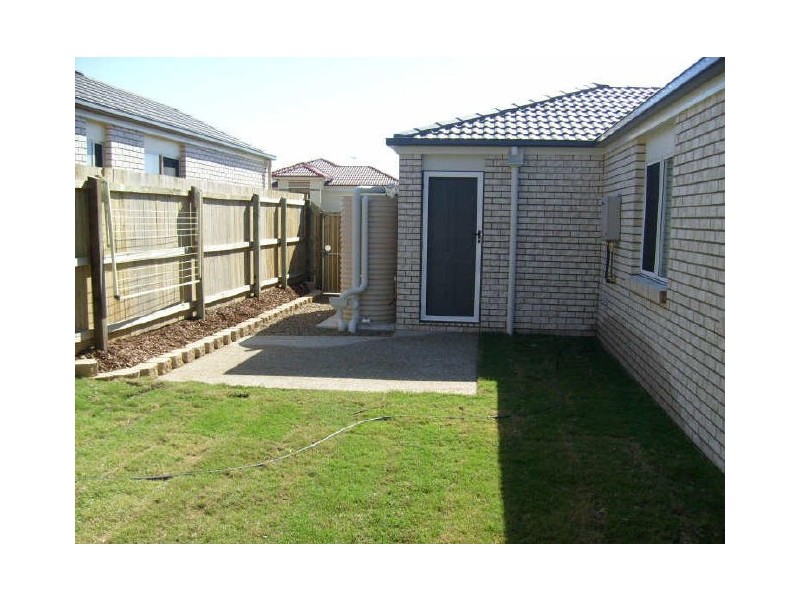 Rothwell QLD 4022