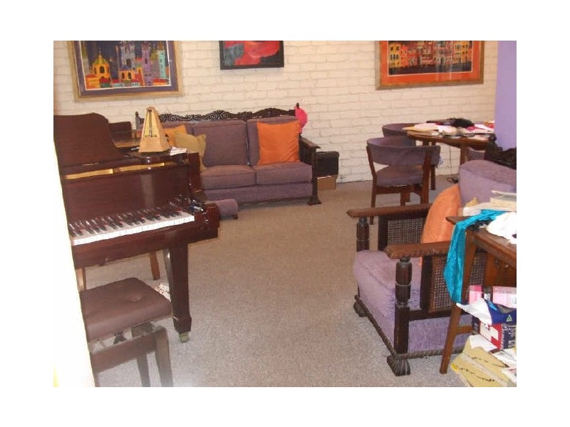 20 Bayside Drive, Beachmere QLD 4510