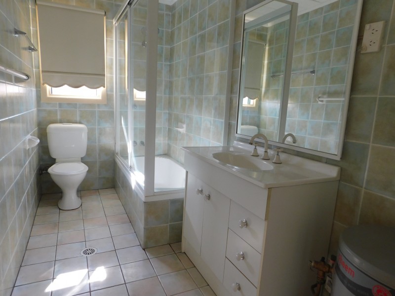 4/83 Menangle Street, Picton NSW 2571