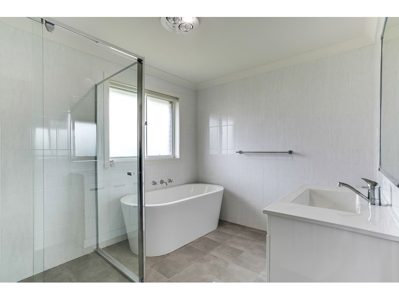 1 Abelia Street, Tahmoor NSW 2573