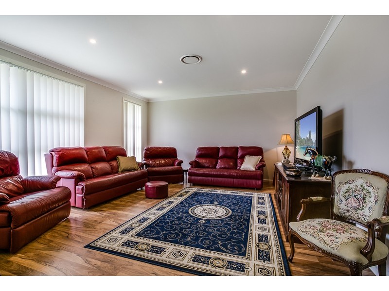 10 Balmoral Rise, Wilton NSW 2571