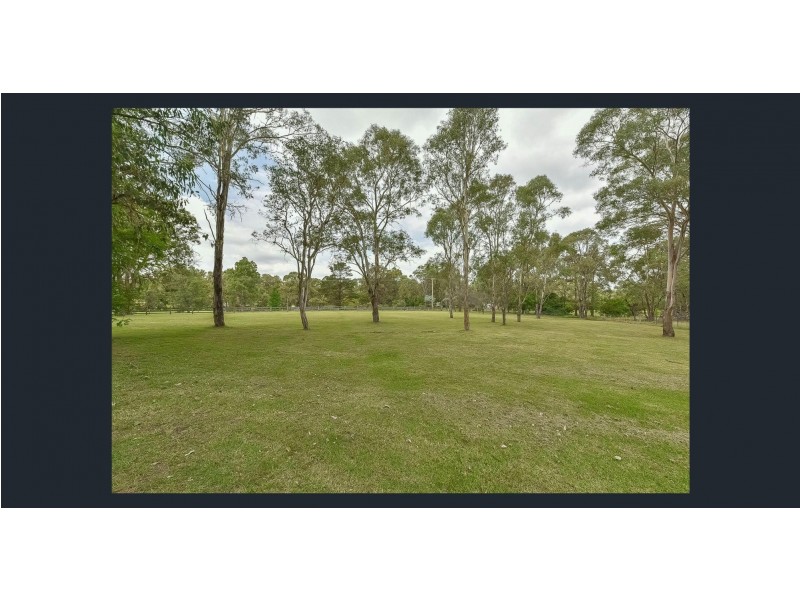 10 Glenanne Place, Thirlmere NSW 2572