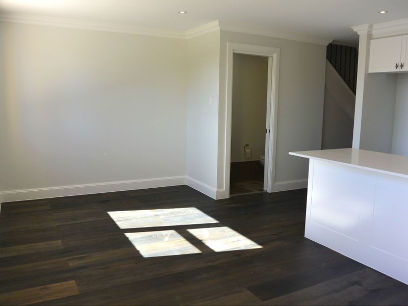 8 Station Street, Picton NSW 2571