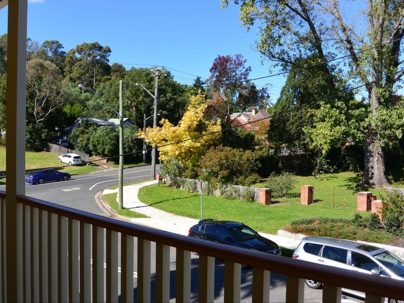 8 Station Street, Picton NSW 2571