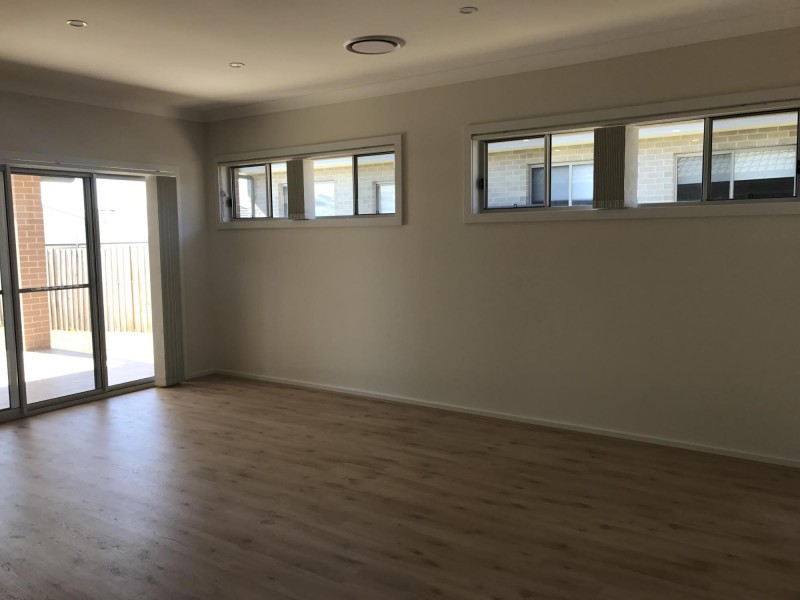 16 Stirling Drive, Wilton NSW 2571