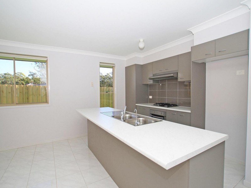 14 Stirling Drive, Wilton NSW 2571