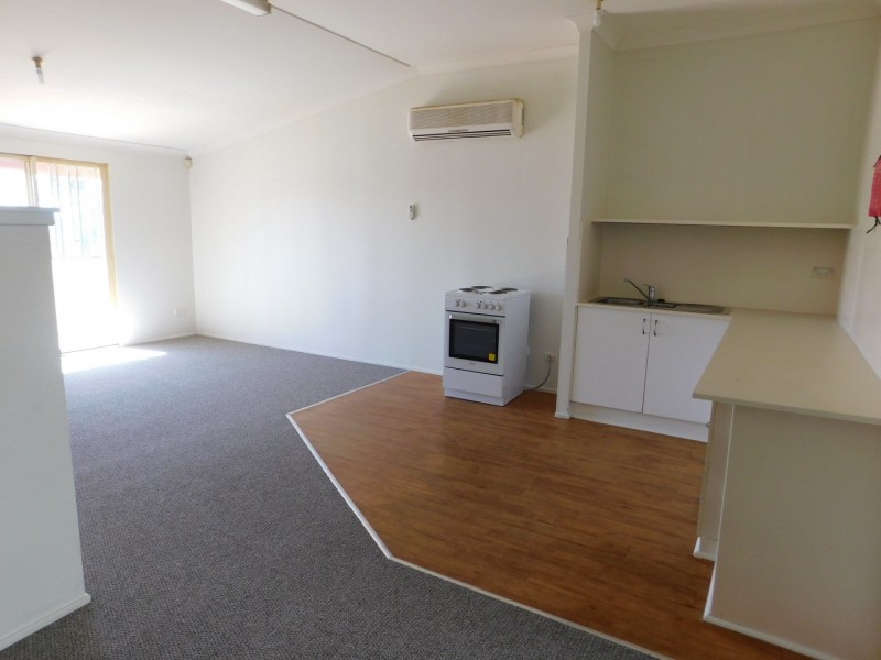 1/3 Redbank Place, Picton NSW 2571