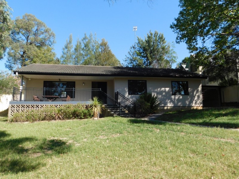 3 Prince Street, Picton NSW 2571