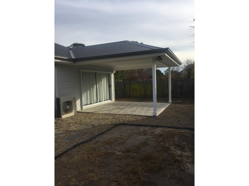 77a Thirlmere Way, Tahmoor NSW 2573