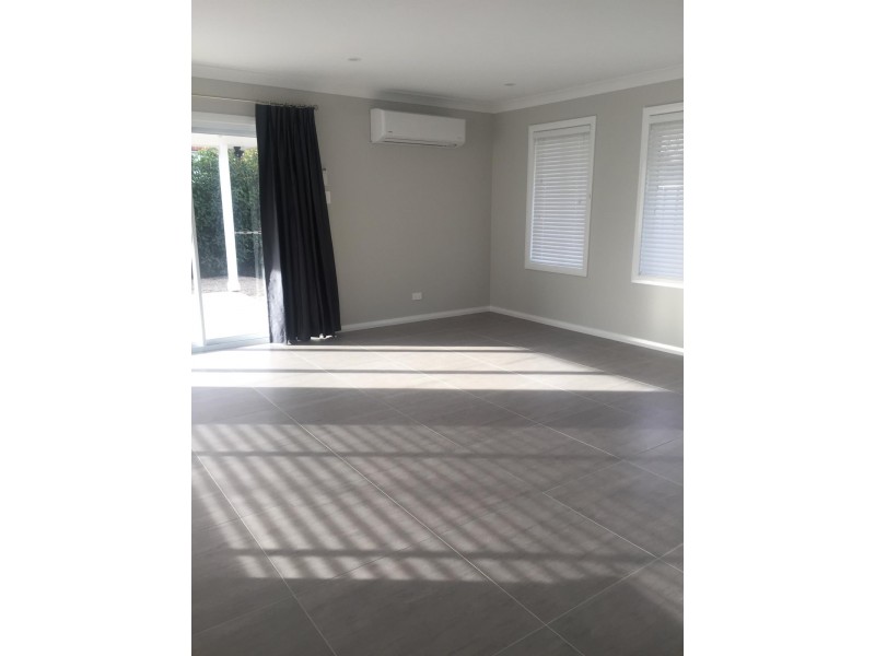 77a Thirlmere Way, Tahmoor NSW 2573