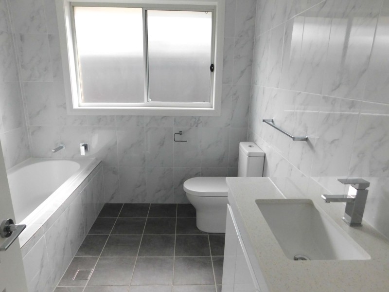 30 Major Roberts Avenue, Tahmoor NSW 2573