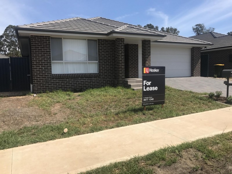 11 Belford Circuit, Tahmoor NSW 2573