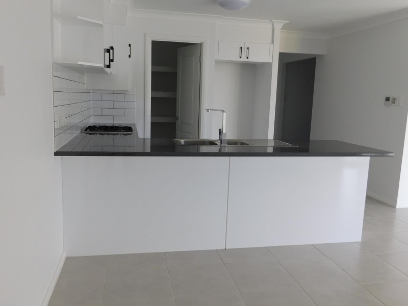 11 Barrallier Avenue, Tahmoor NSW 2573