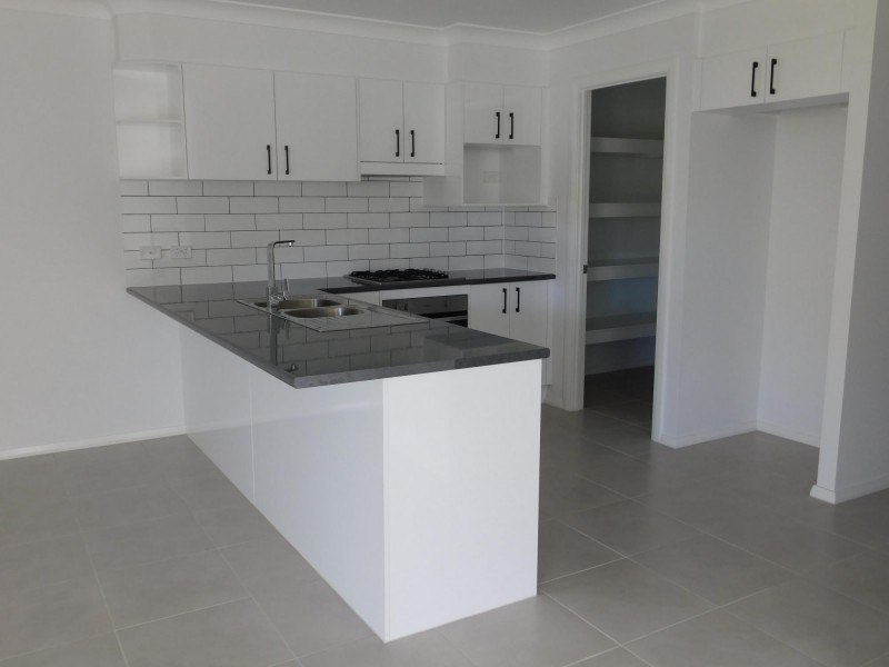 11 Barrallier Avenue, Tahmoor NSW 2573