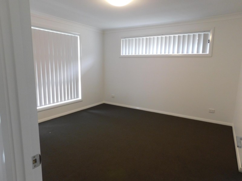 11 Barrallier Avenue, Tahmoor NSW 2573
