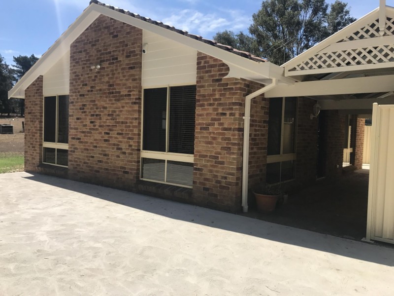 10A Glenanne Place, Thirlmere NSW 2572