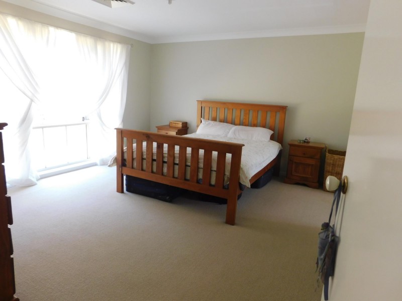 25 The Ironbarks, Picton NSW 2571