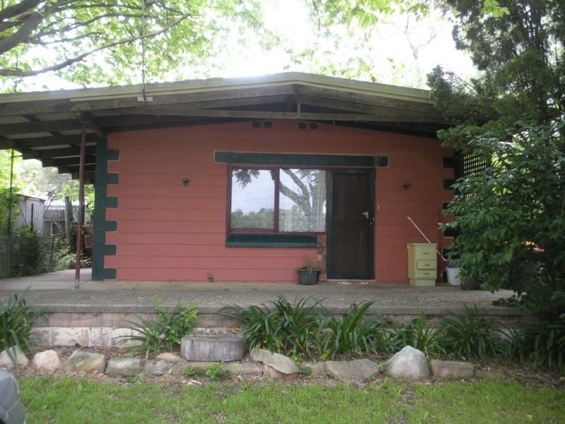 1/10 Downing Street, Picton NSW 2571