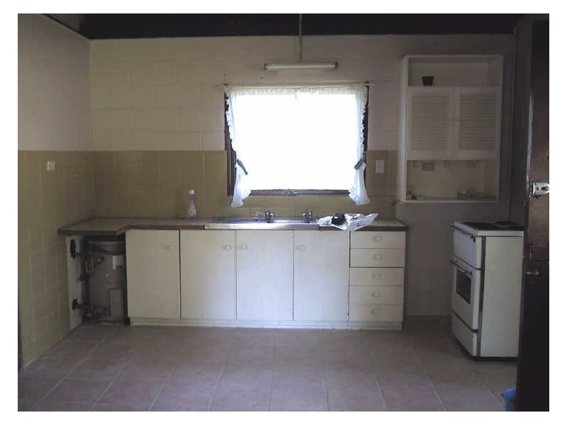 1/10 Downing Street, Picton NSW 2571