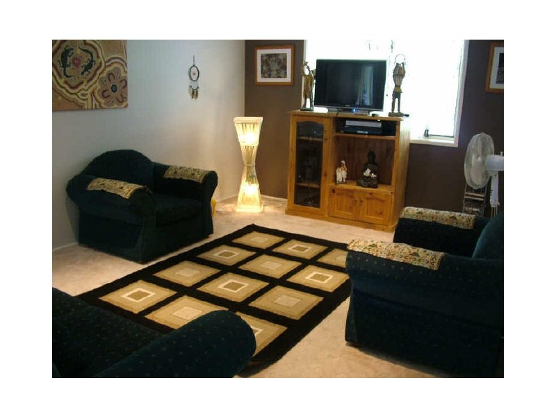 11 Laura Cl, Bargo NSW 2574