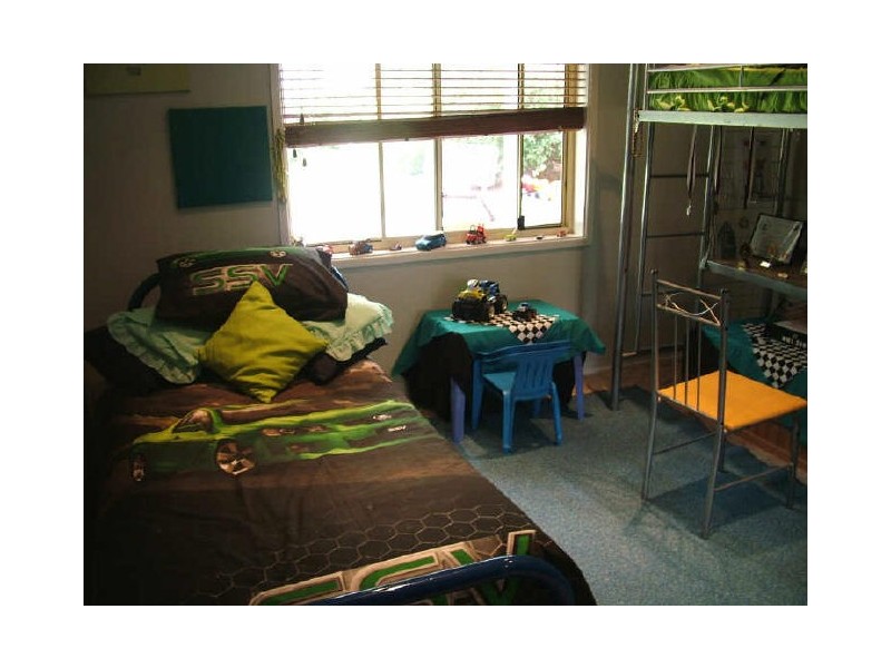 11 Laura Cl, Bargo NSW 2574