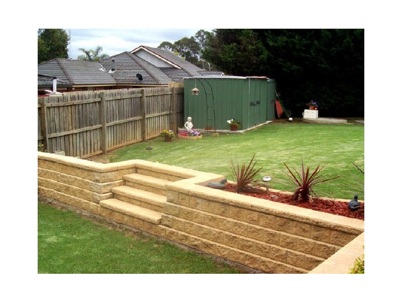 11 Laura Cl, Bargo NSW 2574