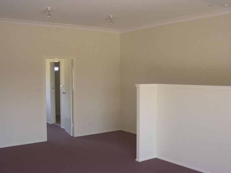 1/3 Redbank Place, Picton NSW 2571