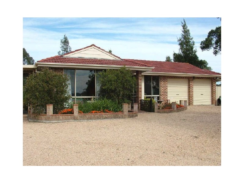 15 Picton Road, Picton NSW 2571