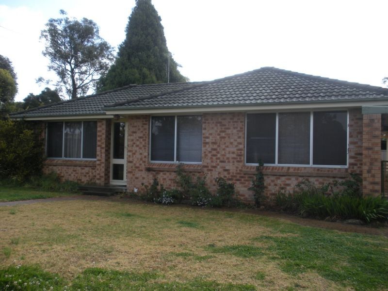 1a Wren Place, Thirlmere NSW 2572