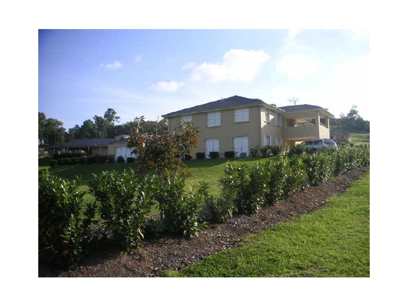 27 The Grange, Picton NSW 2571