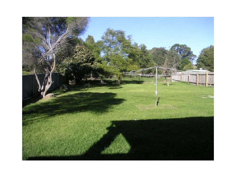 2 South Street, Thirlmere NSW 2572