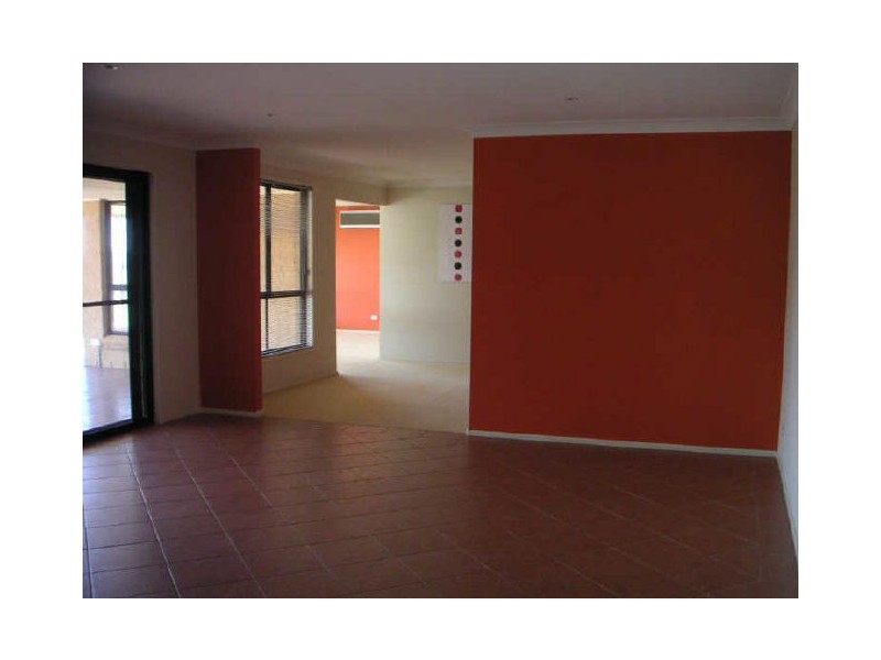 25 The Grange, Picton NSW 2571