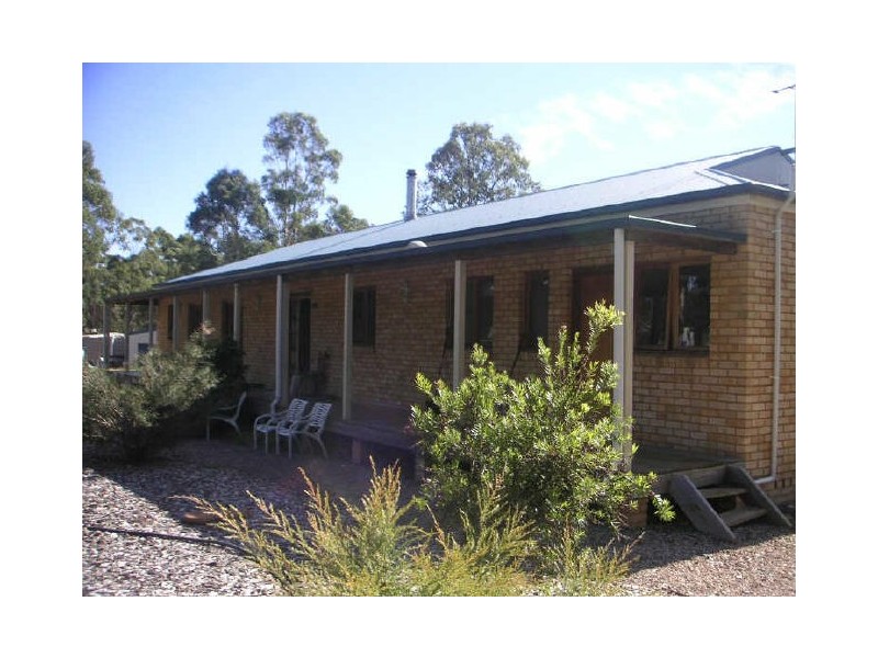 133 Donalds Range Road, Razorback NSW 2571